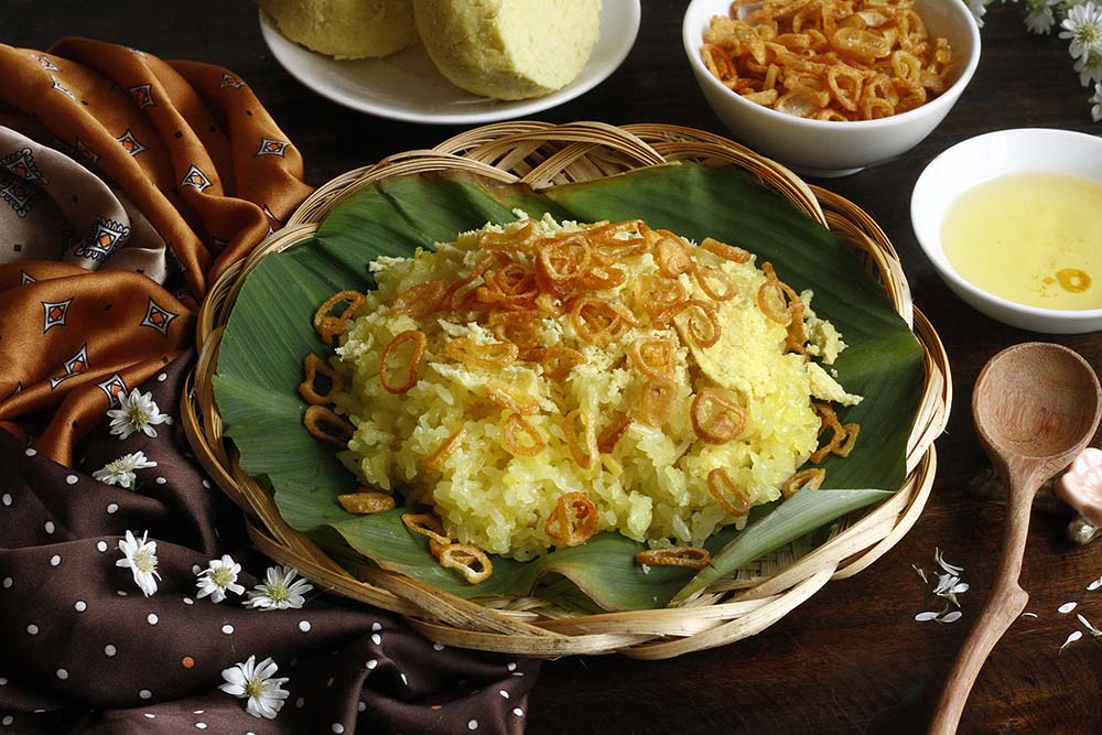 Hanoi food guide - sticky rice in hanoi